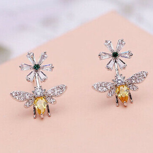 New Sterling silver 🐝 unique Earrings - Picture 2 of 4